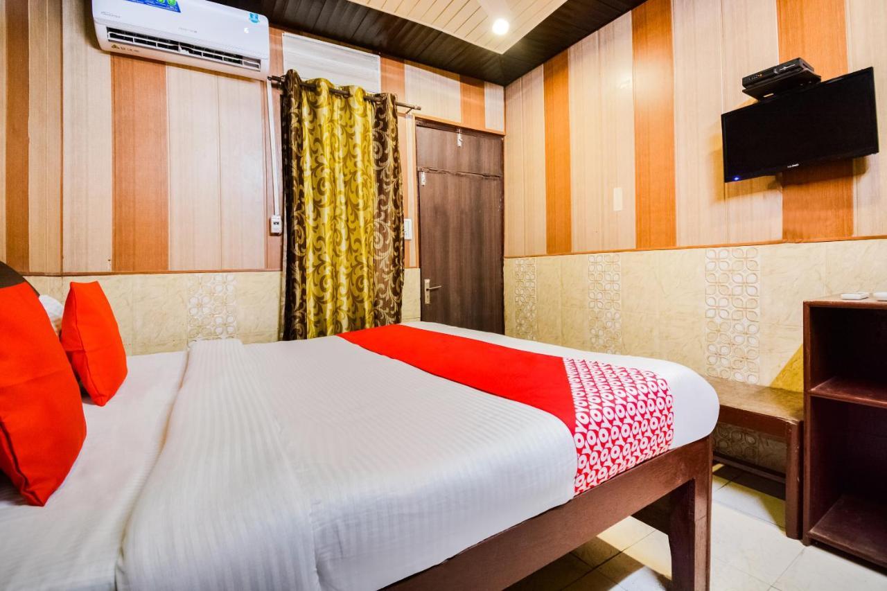 Oyo 46152 Hotel Neelam Karnāl Exterior photo